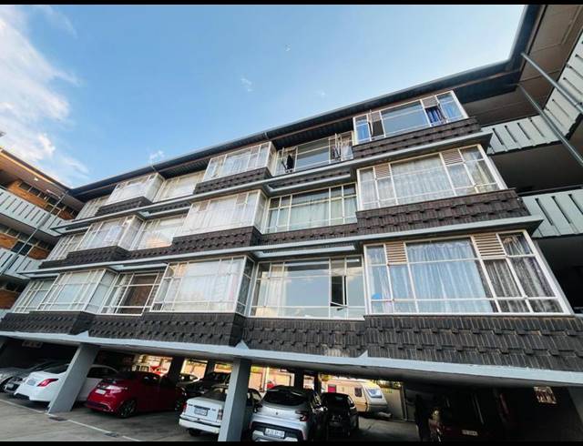 2 BEDROOM APARTMENT FOR SALE IN MARLANDS